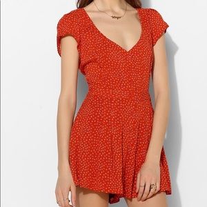 URBAN OUTFITTERS ROMPER